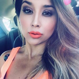 Meet your Posher, Chanel